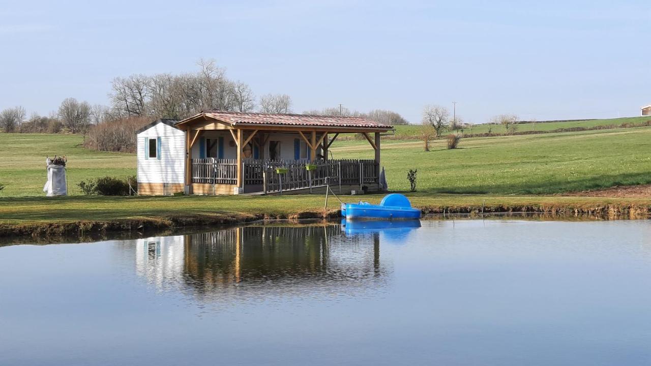 Etang Pre De La Font Hotel Cercles Exterior photo